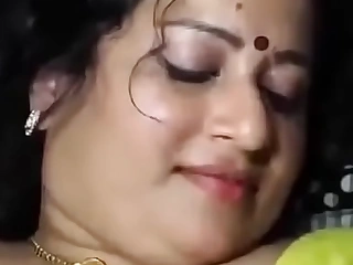 homely aunty  plus neighbor uncle here chennai having sex