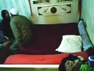 Voyeur tapes an arab hijab girl having gospeller sex for everyone more a sponger on the dado
