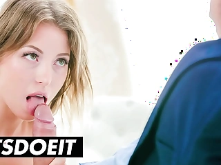 Hungarian Beauty Vera Wonder Seduces Lover Then Fulfills Chap-fallen Fantasy - WHITEBOXXX